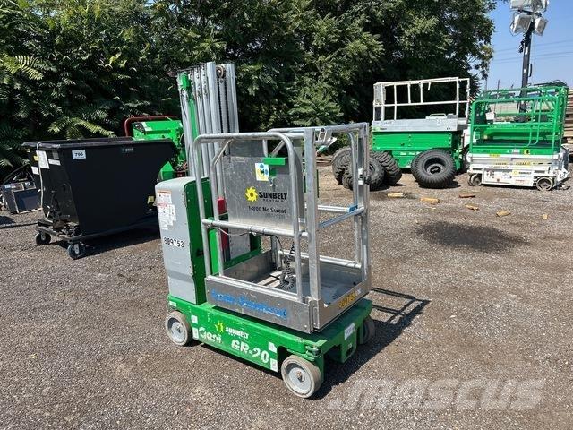 Genie GR-20 Sollevatori verticali