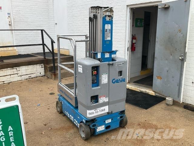 Genie GR-20 Sollevatori verticali