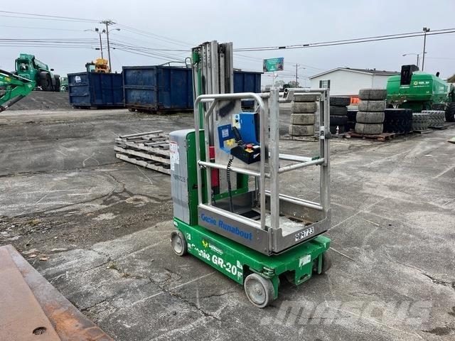 Genie GR-20 Sollevatori verticali