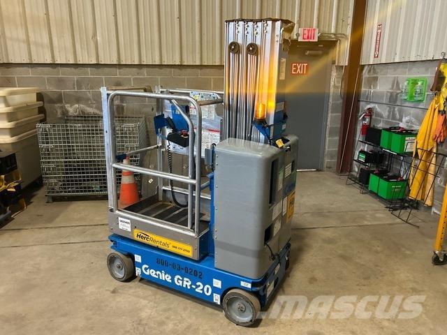 Genie GR-20 Sollevatori verticali