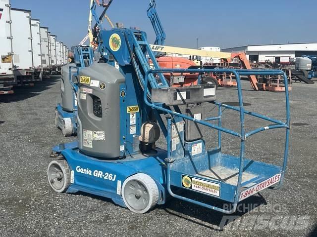 Genie GR-26J Sollevatori verticali
