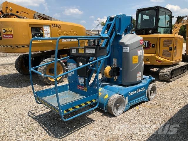 Genie GR-26J Sollevatori verticali