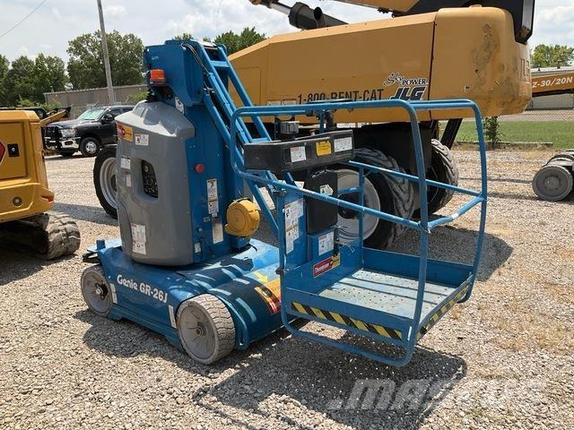 Genie GR-26J Sollevatori verticali