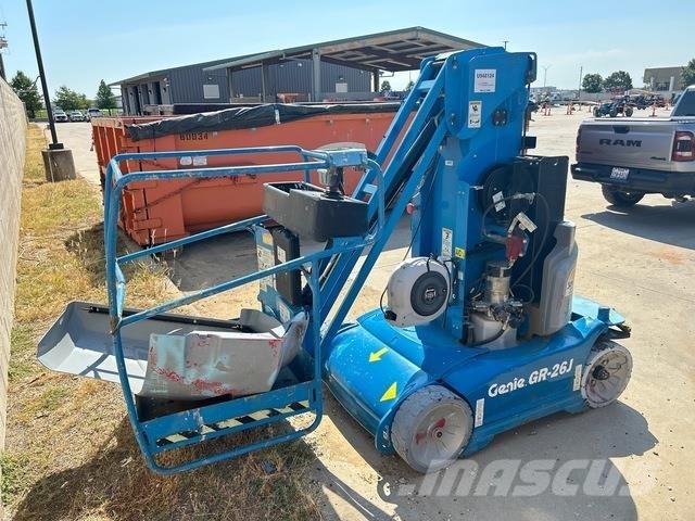 Genie GR-26J Sollevatori verticali