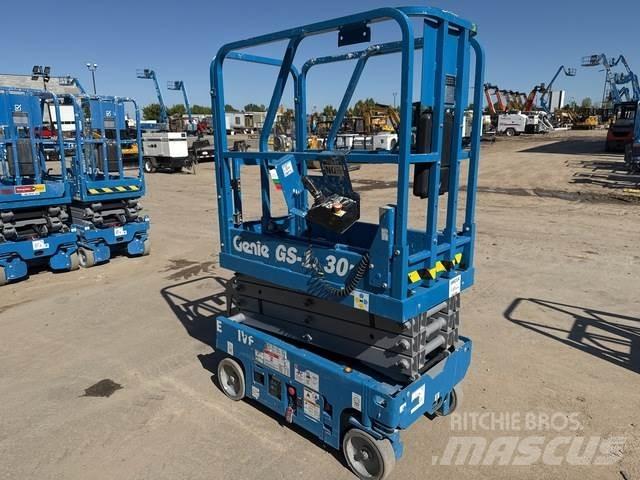 Genie GS-1330M Piattaforme a pantografo