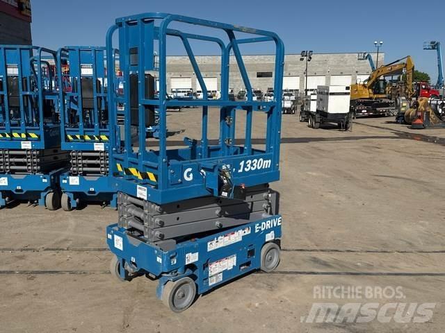 Genie GS-1330M Piattaforme a pantografo