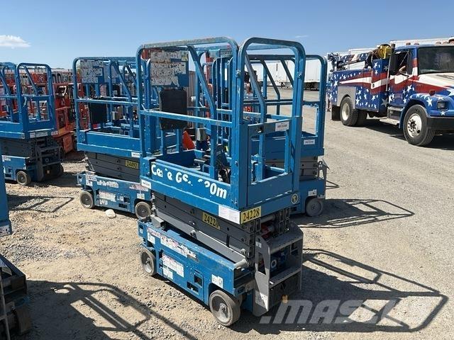 Genie GS-1330M Piattaforme a pantografo