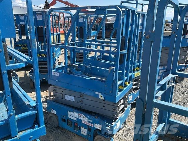 Genie GS-1330M Piattaforme a pantografo