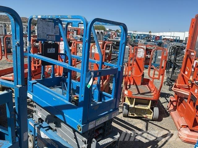 Genie GS-1330M Piattaforme a pantografo