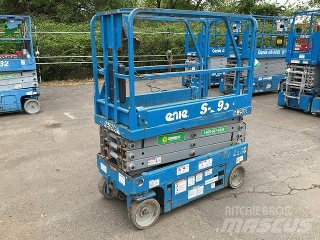 Genie GS-1930 Piattaforme a pantografo
