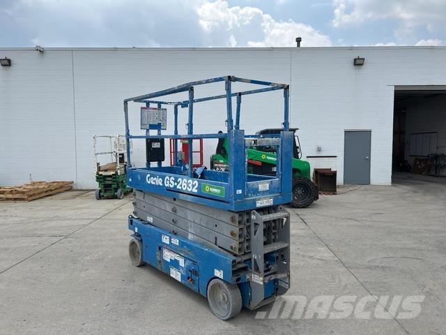 Genie GS-2632 Piattaforme a pantografo