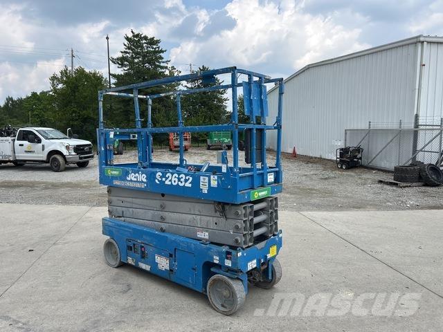 Genie GS-2632 Piattaforme a pantografo