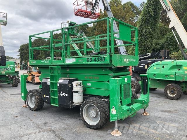 Genie GS-4390 Piattaforme a pantografo