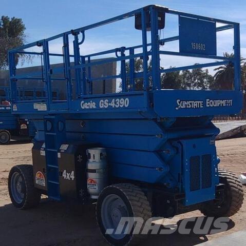 Genie GS4390RT Piattaforme a pantografo