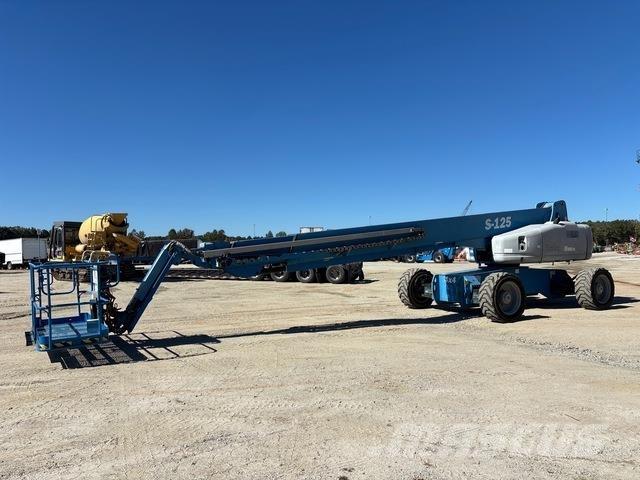 Genie S-125 Piattaforme a braccio telescopico