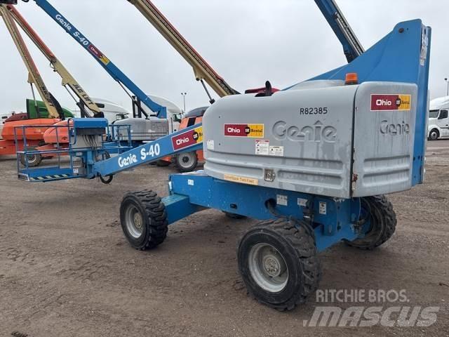Genie S-40 Costruzioni - Altro