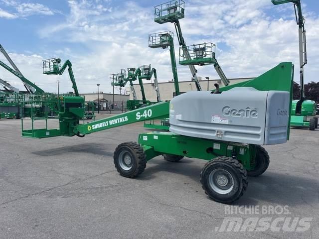 Genie S-40 Costruzioni - Altro