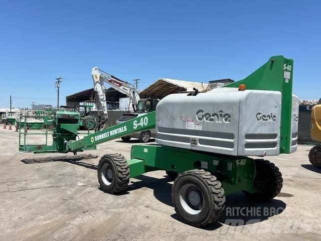 Genie S-40 Costruzioni - Altro