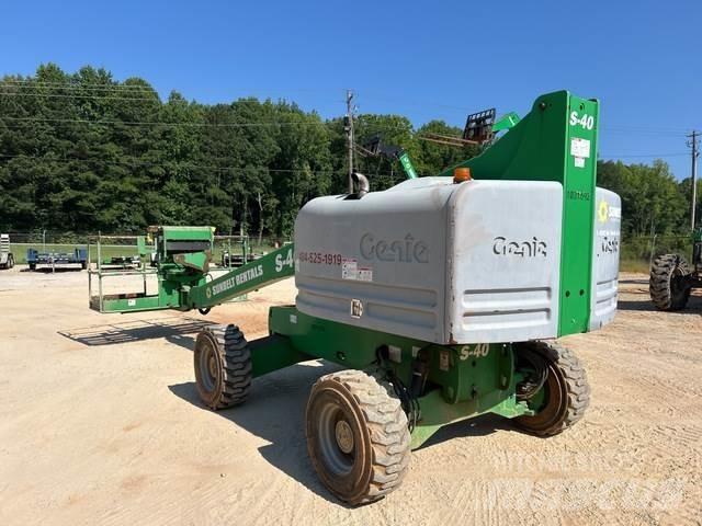 Genie S-40 Costruzioni - Altro