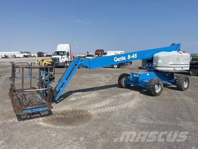Genie S-45 Costruzioni - Altro