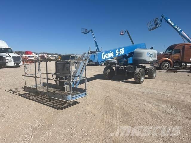 Genie S-65 Costruzioni - Altro