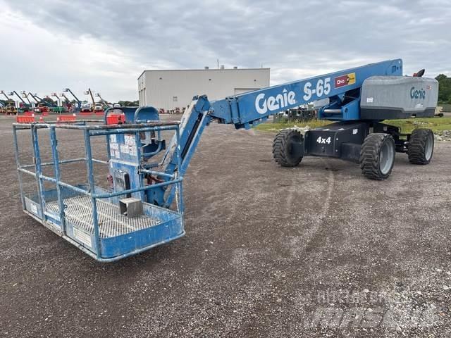 Genie S-65 Costruzioni - Altro