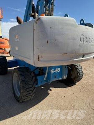 Genie S-65 Costruzioni - Altro