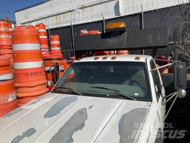 GMC 3500 Camion con sponde ribaltabili