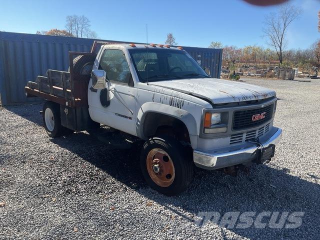 GMC 3500HD Camion con sponde ribaltabili