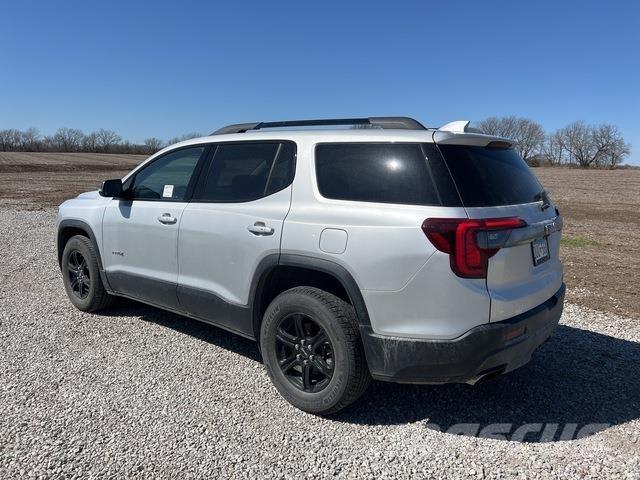 GMC Acadia Auto