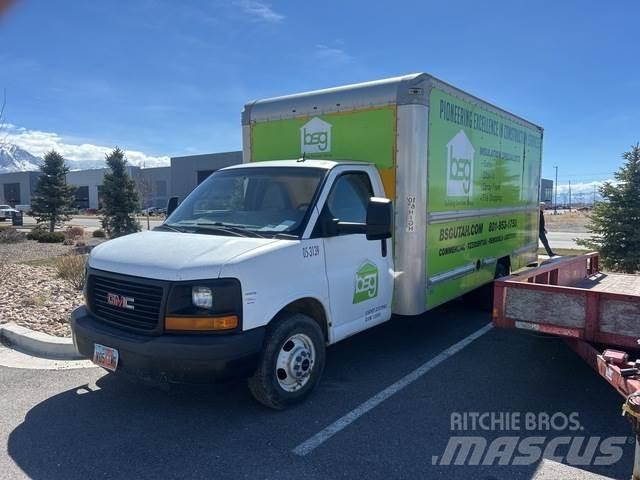 GMC Savana Camion cassonati