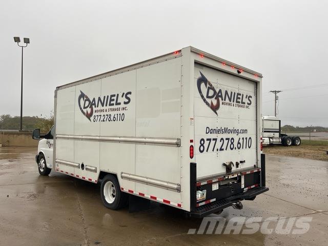 GMC Savana Camion cassonati