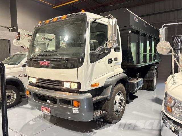GMC T7500 Camion con cassone scarrabile