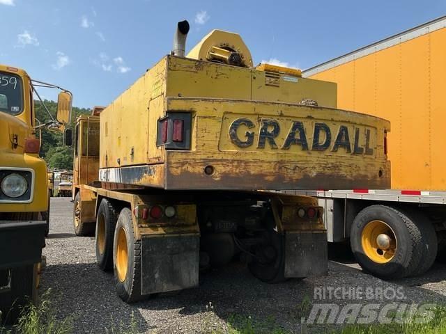 Gradall 4100 Escavatori gommati