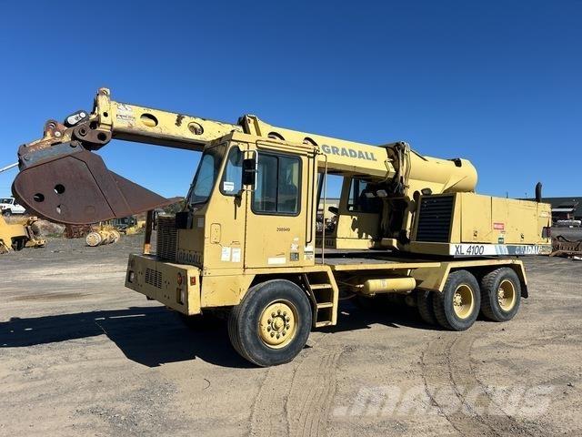 Gradall XL4100 Escavatori gommati