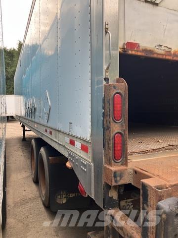 Great Dane  Rimorchi cassonati