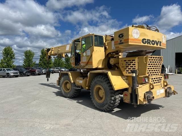 Grove RT-528C Gru per terreni difficili
