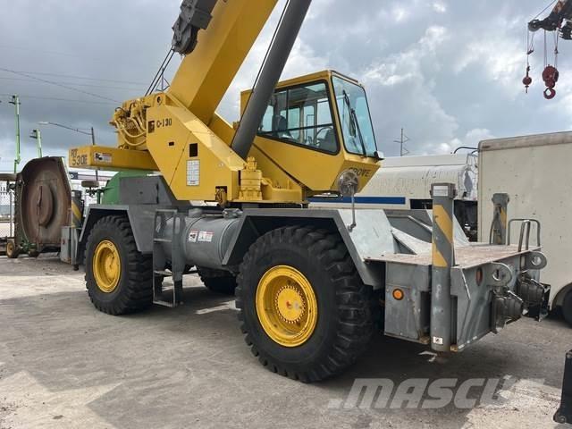 Grove RT530E Gru per terreni difficili