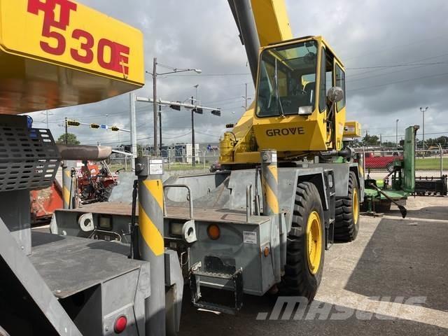 Grove RT530E Gru per terreni difficili