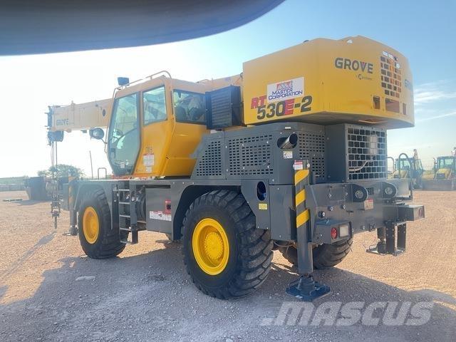 Grove RT530E-2 Gru per terreni difficili