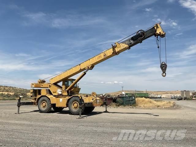 Grove RT625 Gru per terreni difficili