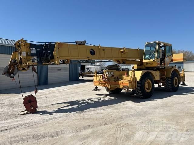 Grove RT640C Gru per terreni difficili