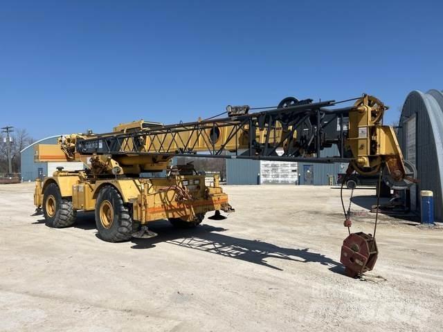 Grove RT640C Gru per terreni difficili
