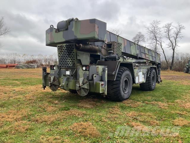 Grove RT875CC Gru per terreni difficili