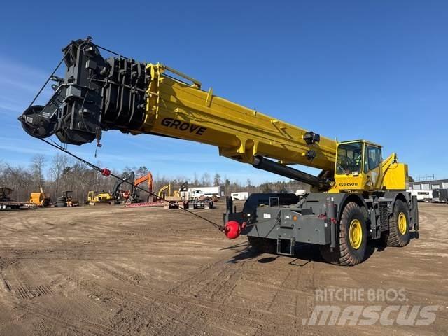 Grove RT890E Gru per terreni difficili
