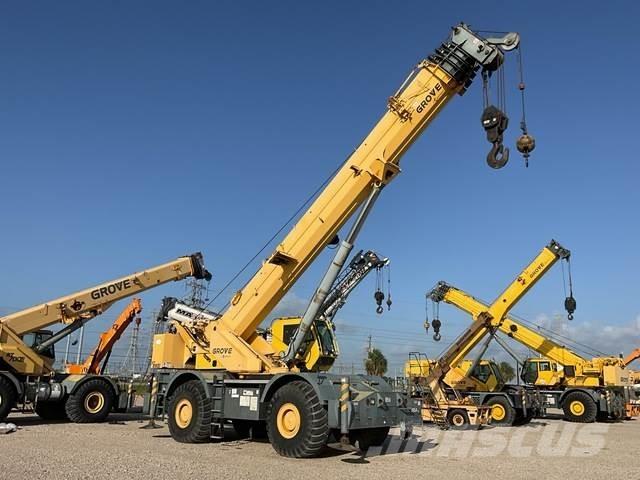 Grove RT890E Gru per terreni difficili