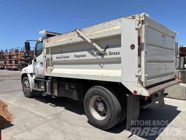 Hino  Camion ribaltabili