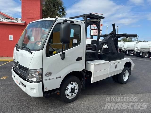 Hino 155 Carroattrezzi