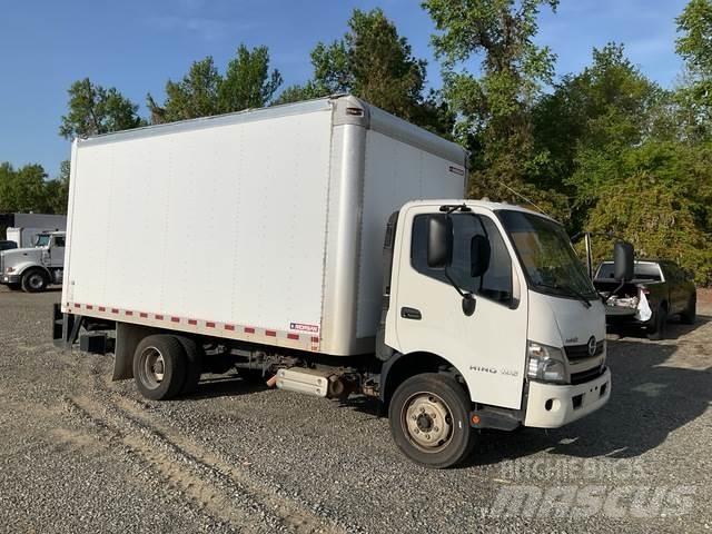 Hino 195 Camion cassonati
