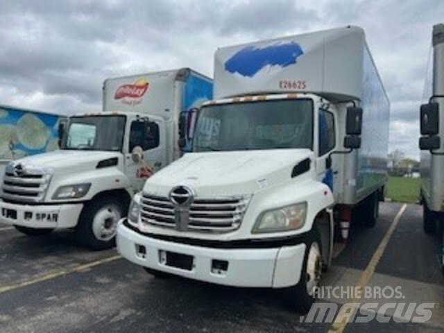 Hino 238 Camion cassonati